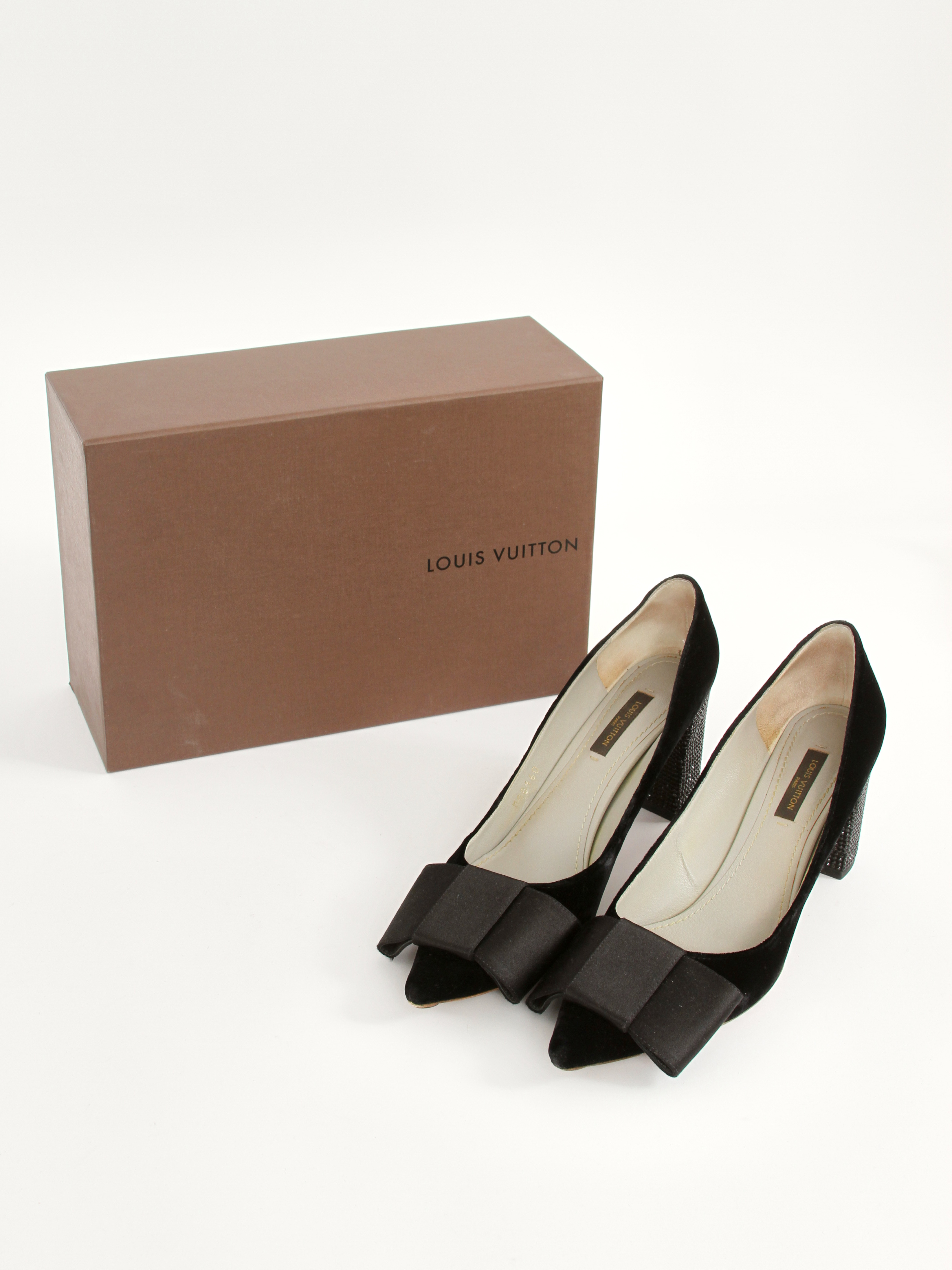 Louis Vuitton Shoes 38 10