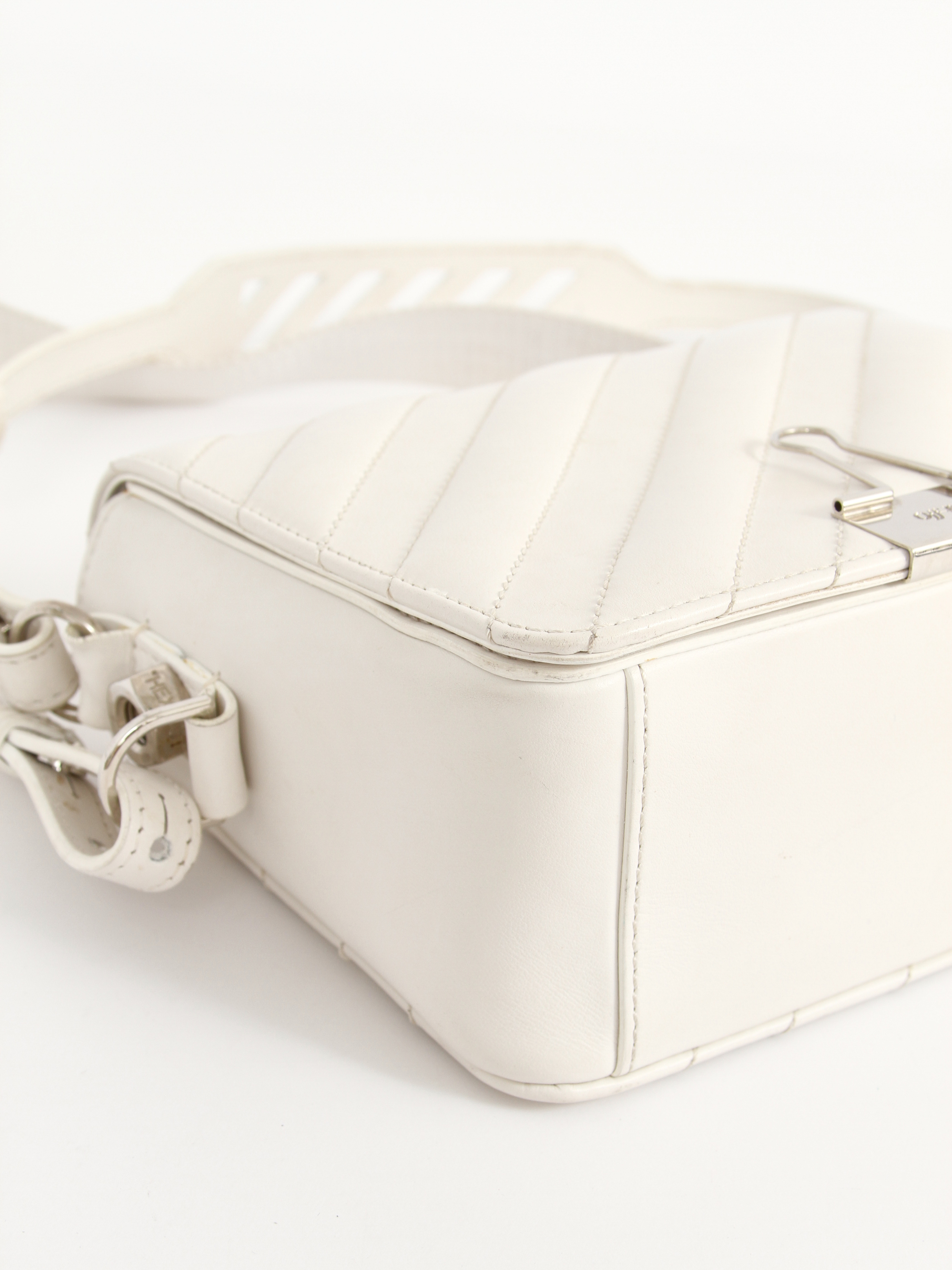 Off-White Binder 4