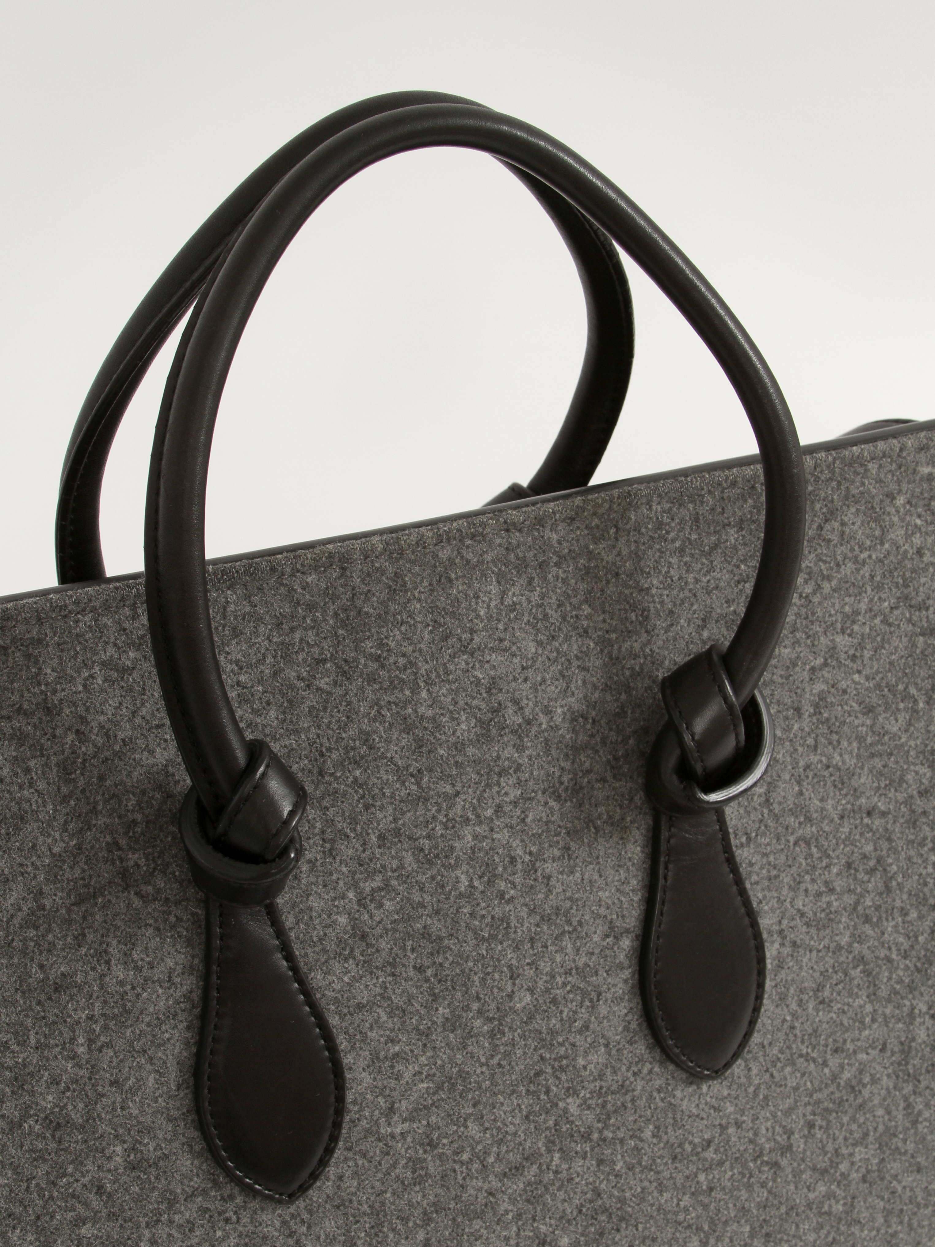 Celine Tie 6