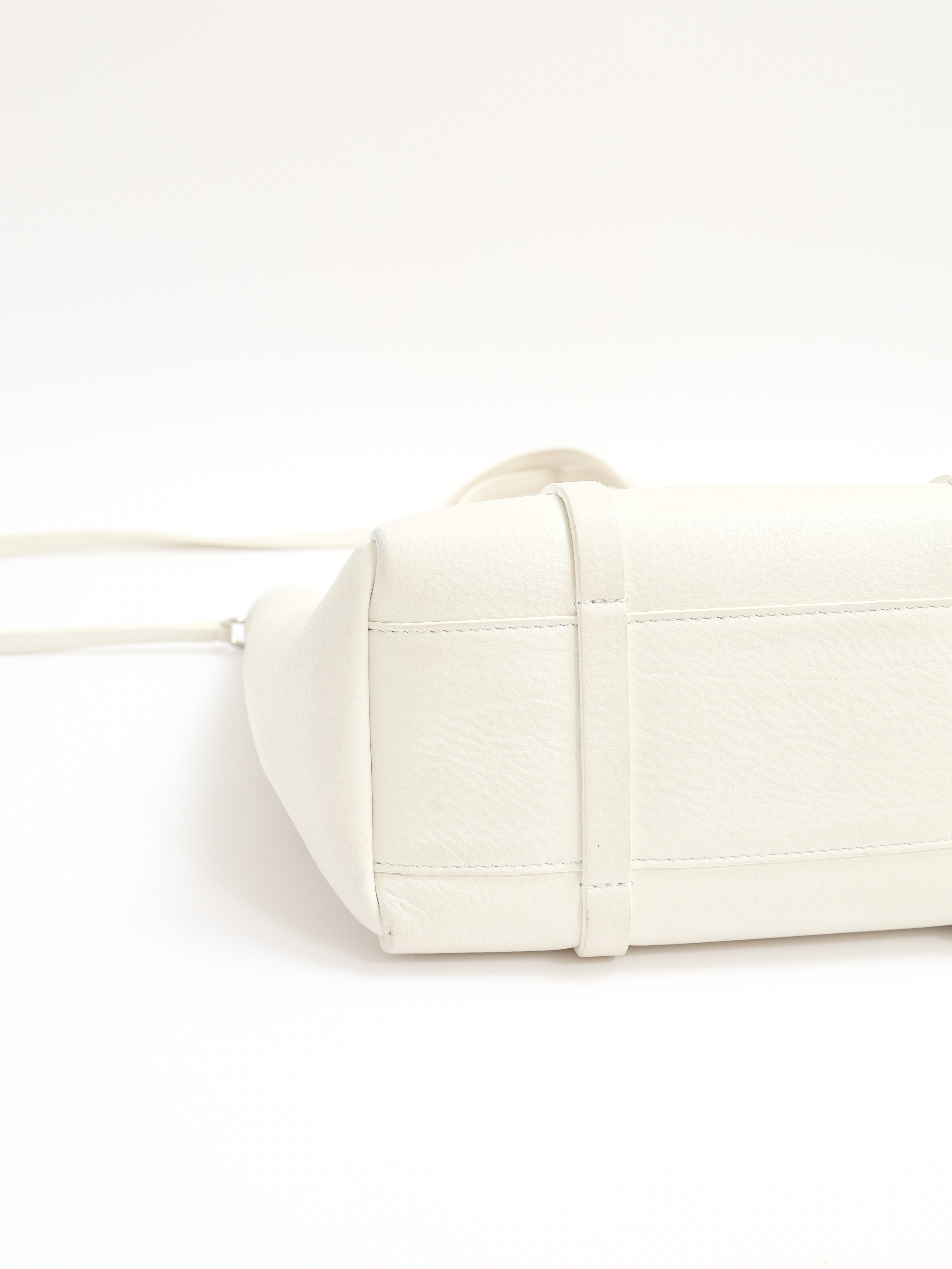 Balenciaga Everyday 8