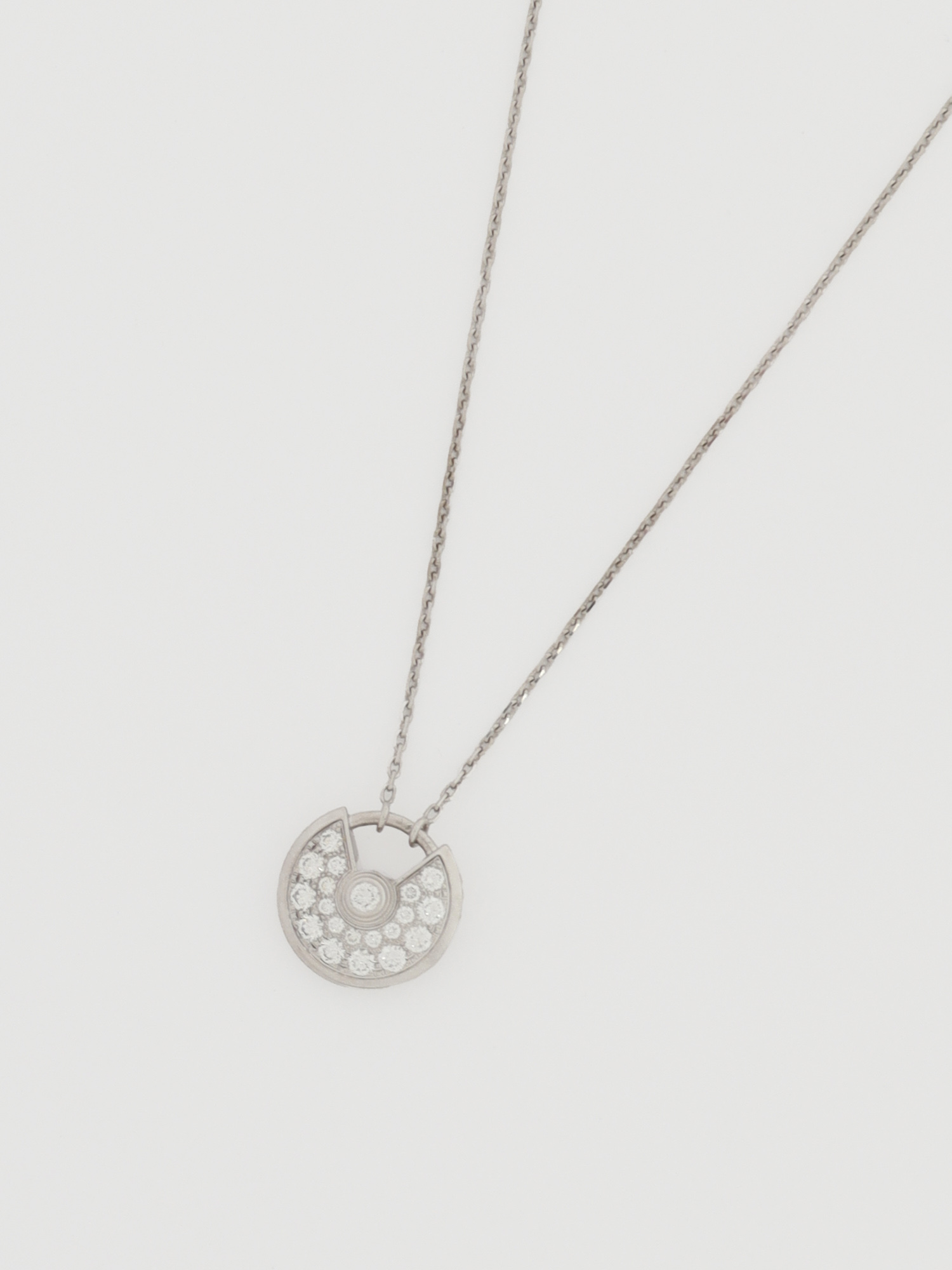 Cartier Amulette 2