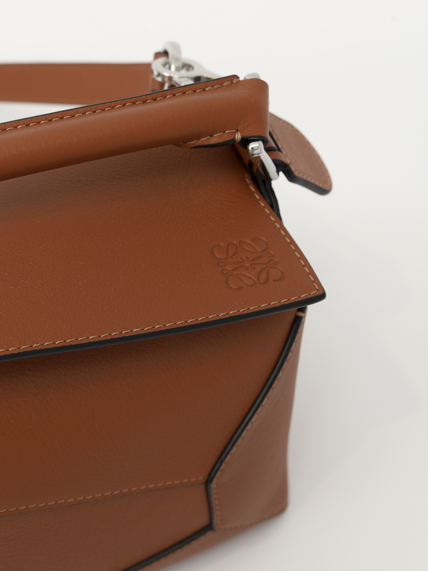 Loewe Puzzle  5