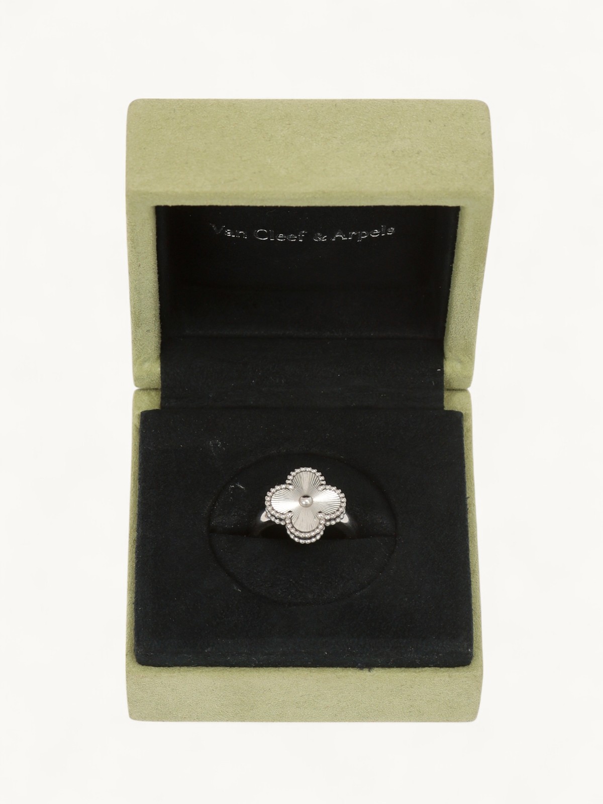 Van Cleef Alhambra 3