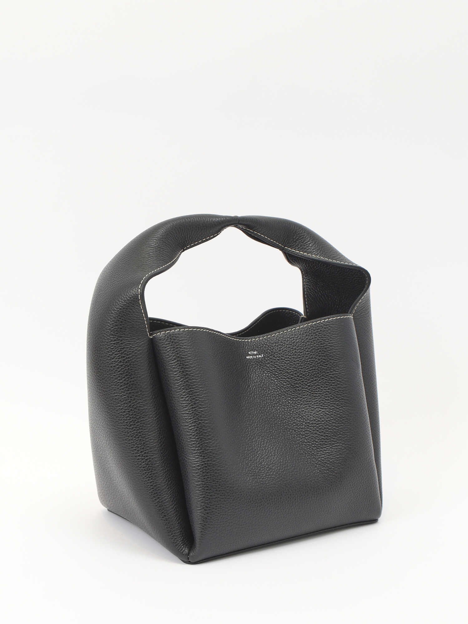 Toteme Bucket 2