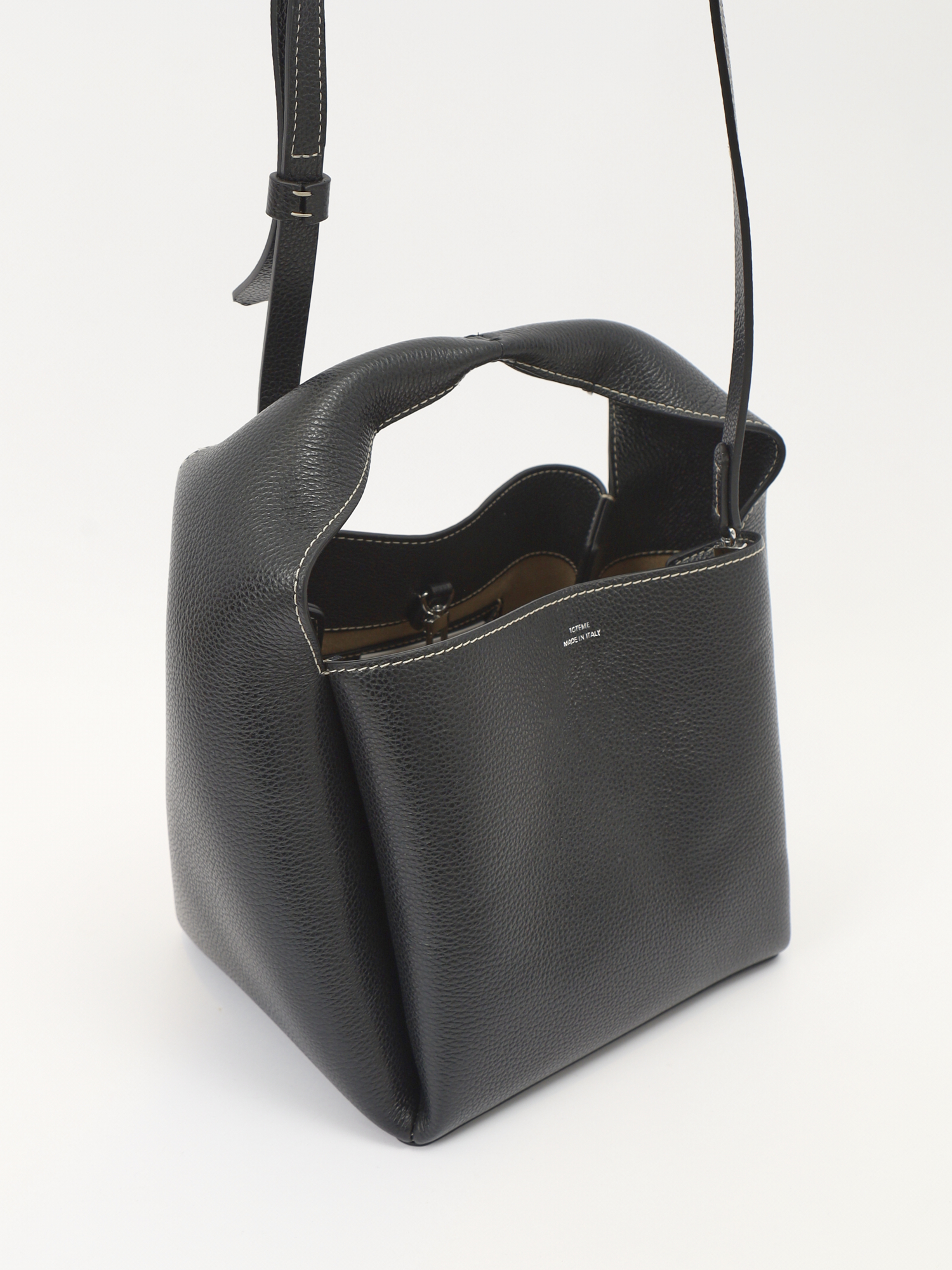Toteme Bucket 4