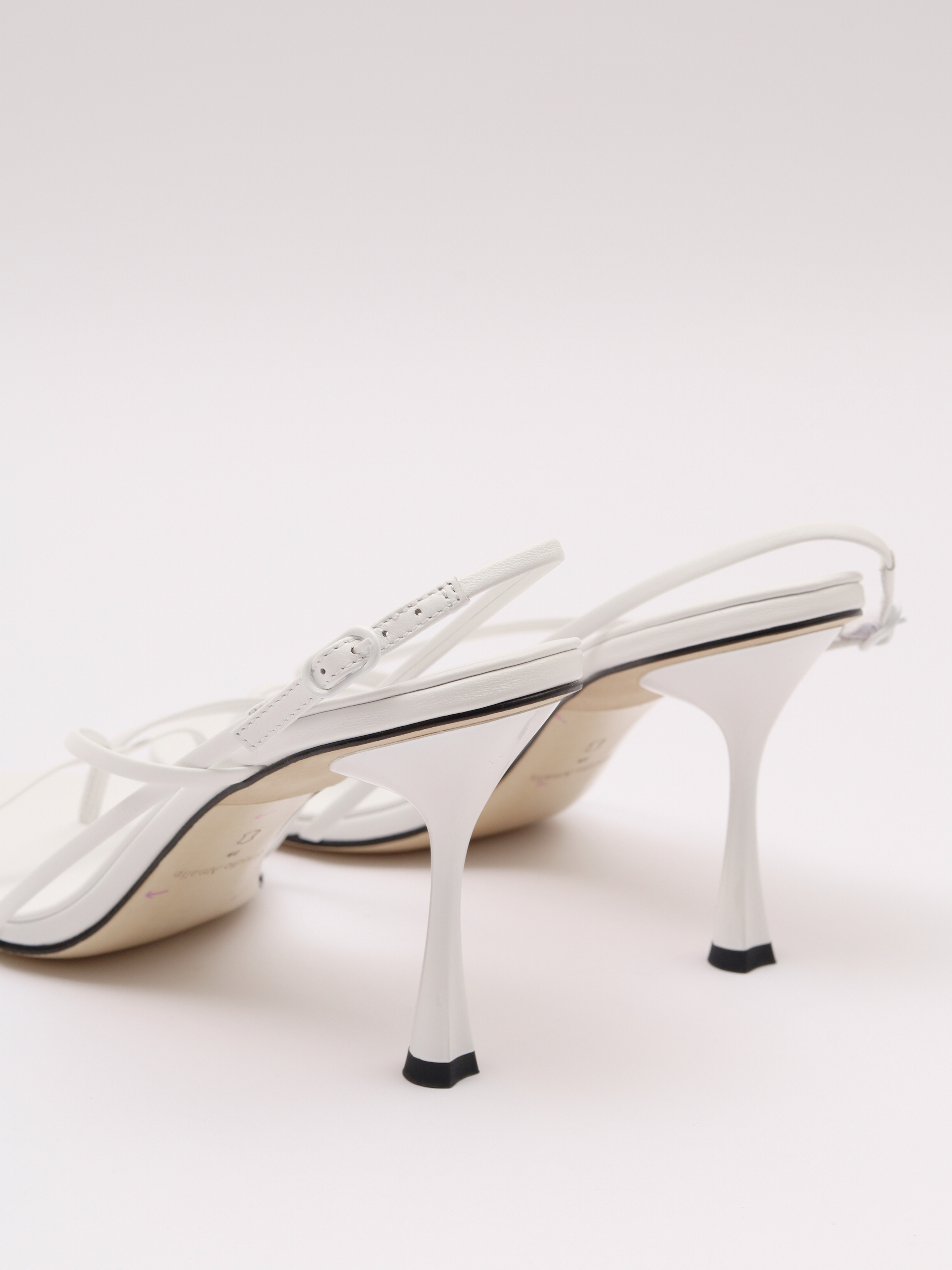 Studio Amelia Wishbone 90 40 9