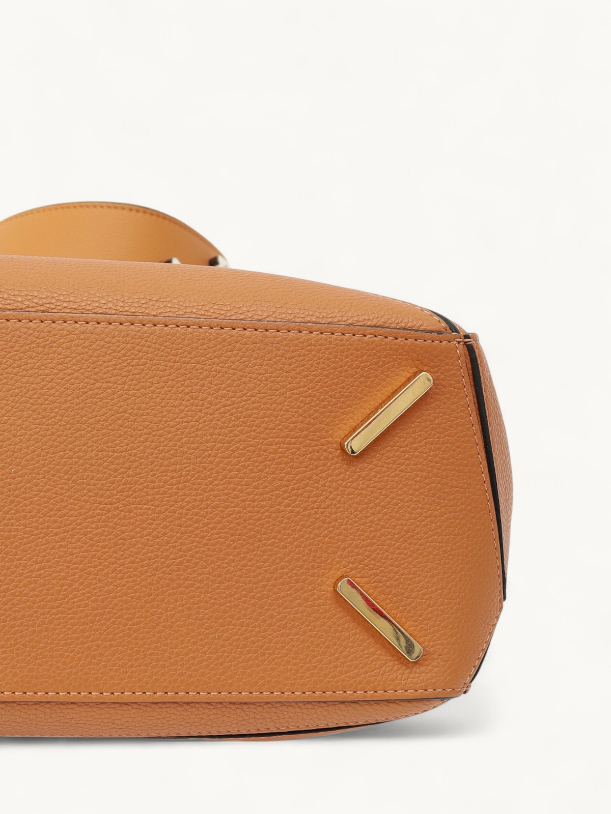 Loewe Puzzle 8