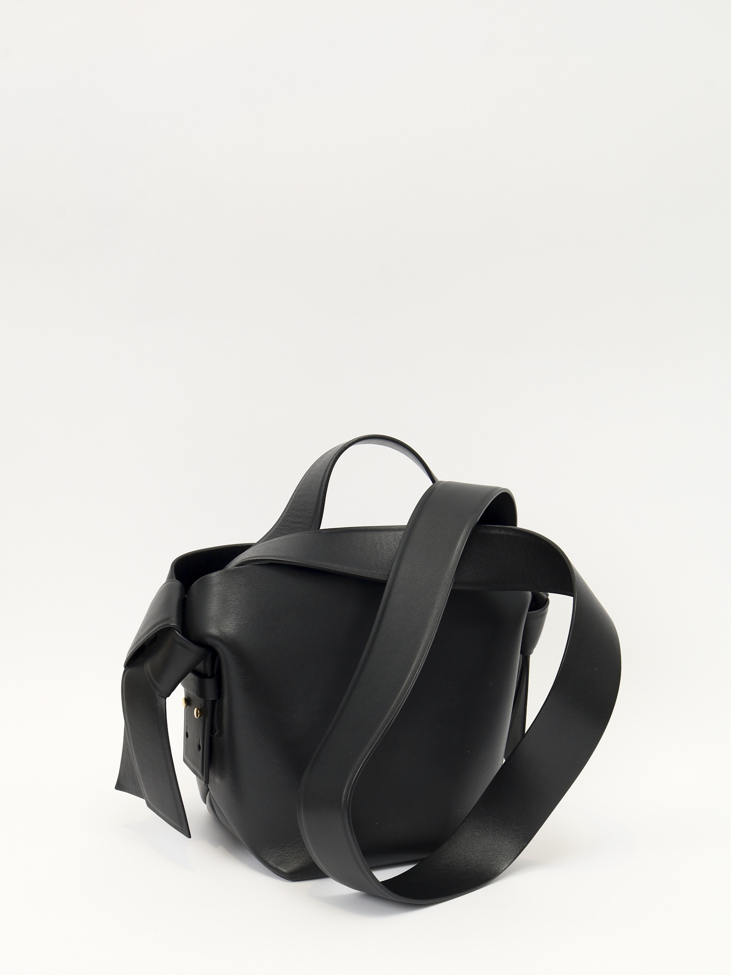 Acne Studios Musubi 3