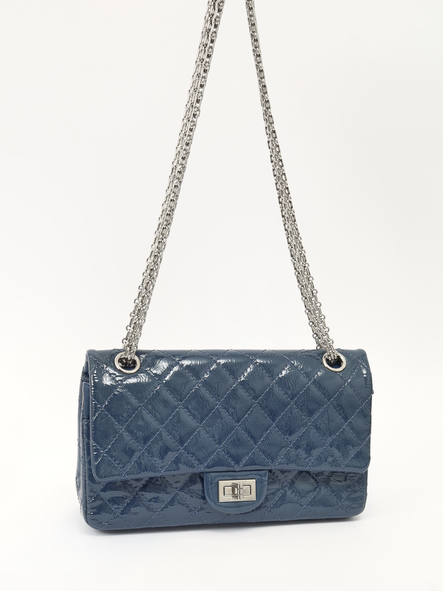 Chanel 2.55 4