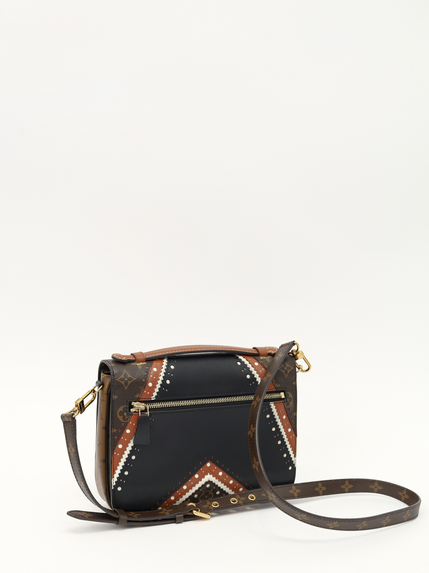 Louis Vuitton Pochette Metis  3