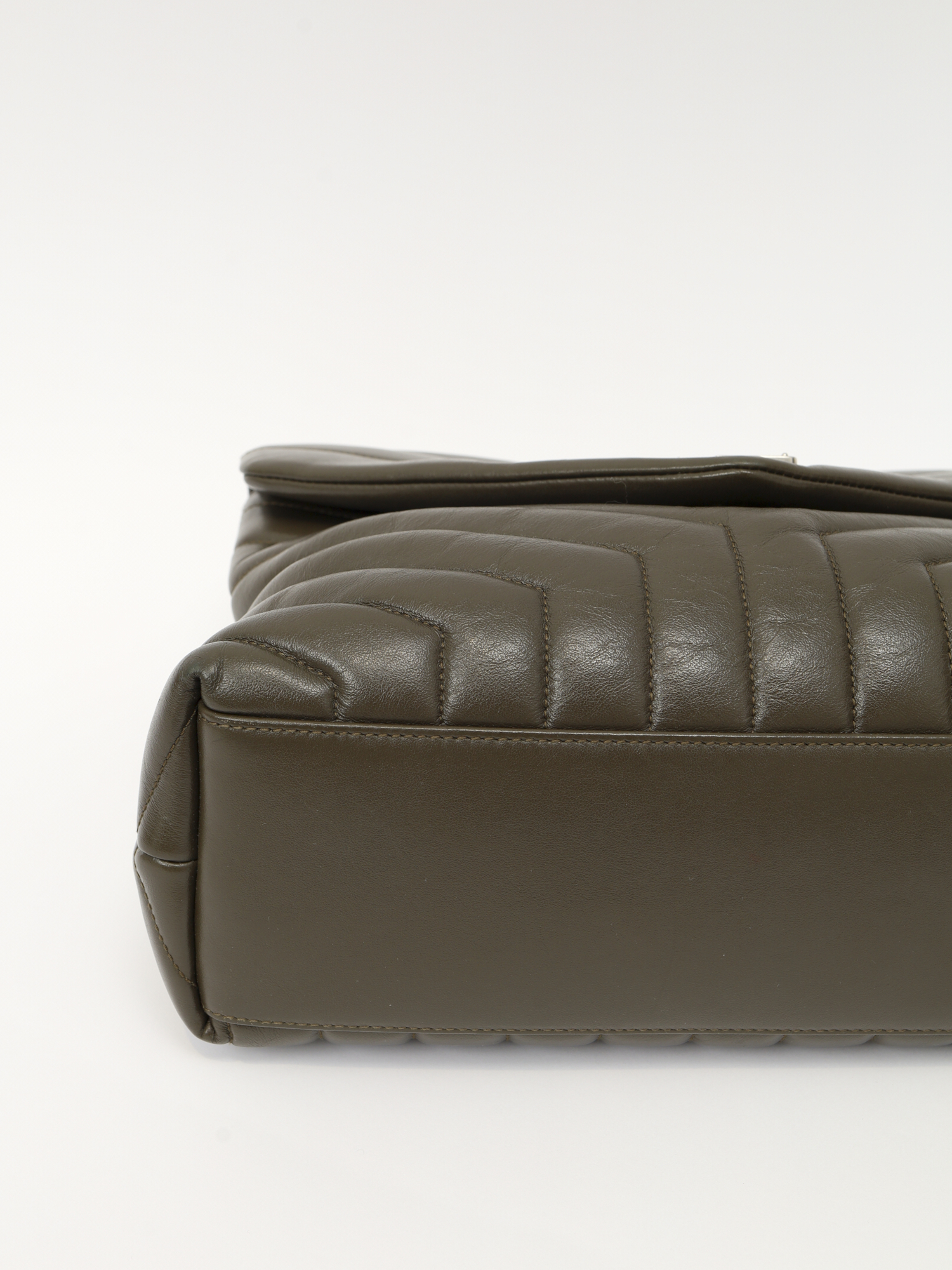 Saint Laurent Loulou 6