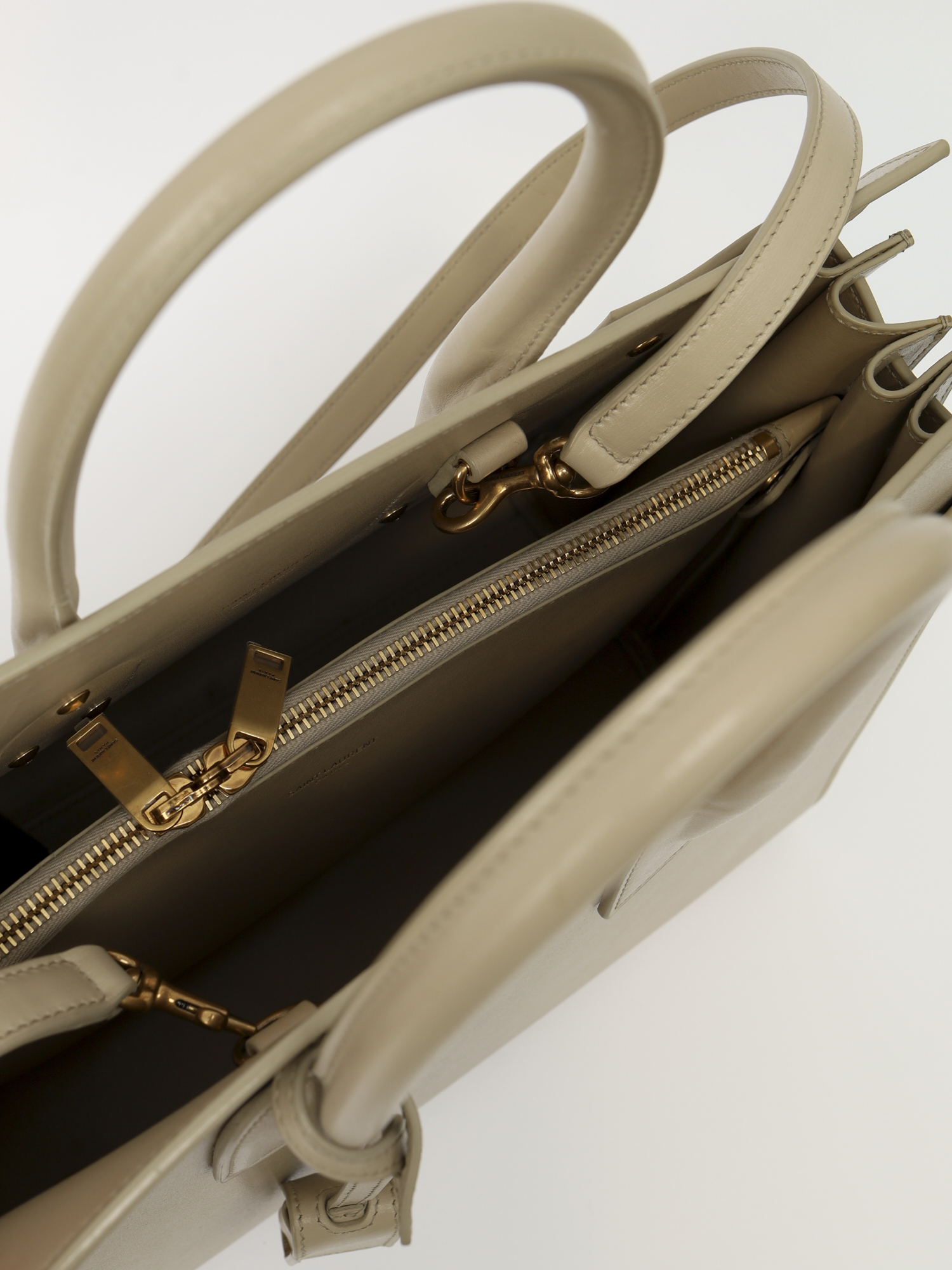 Saint Laurent Sac De Jour 9