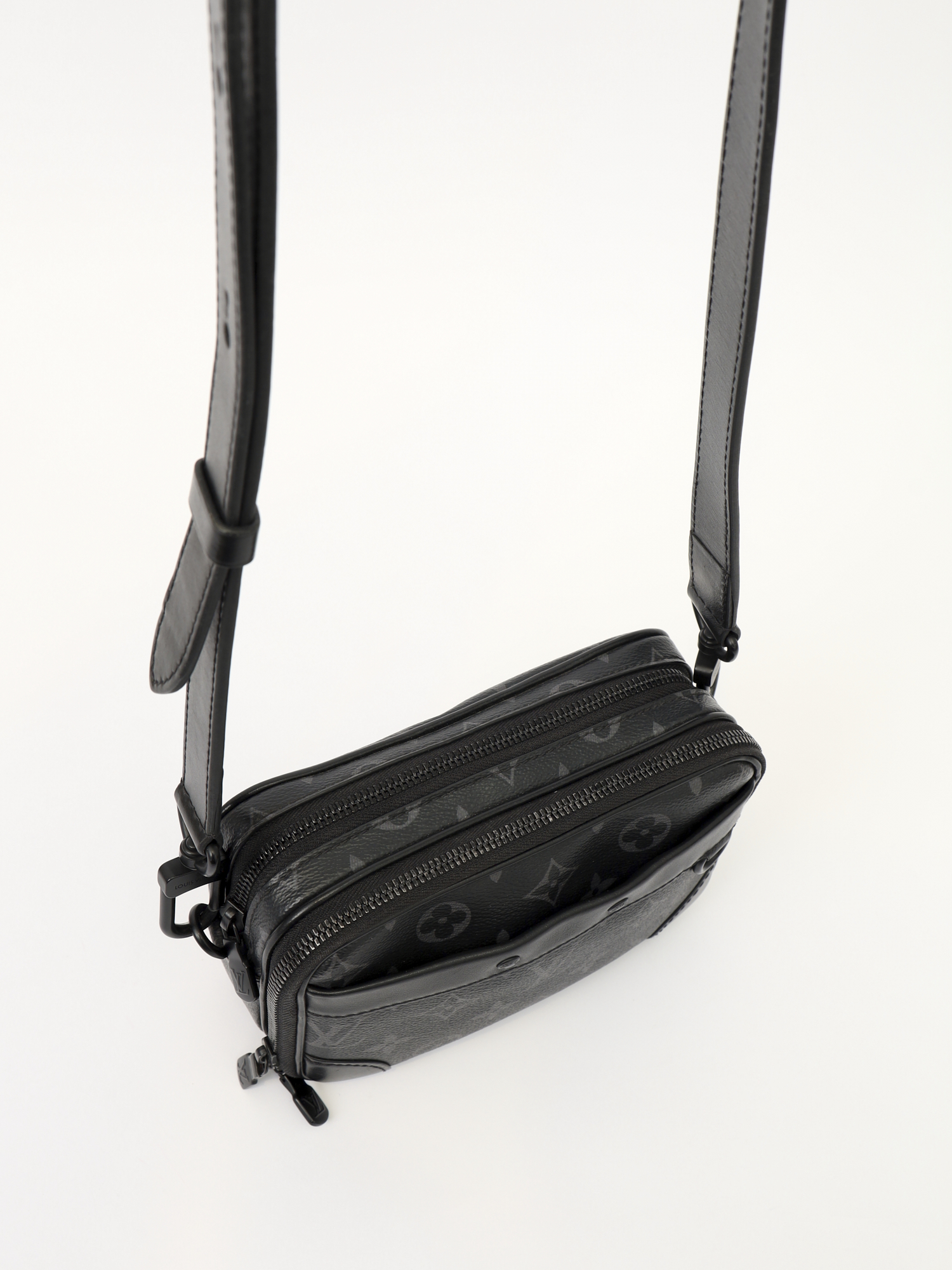 Louis Vuitton Alpha Wearable  4