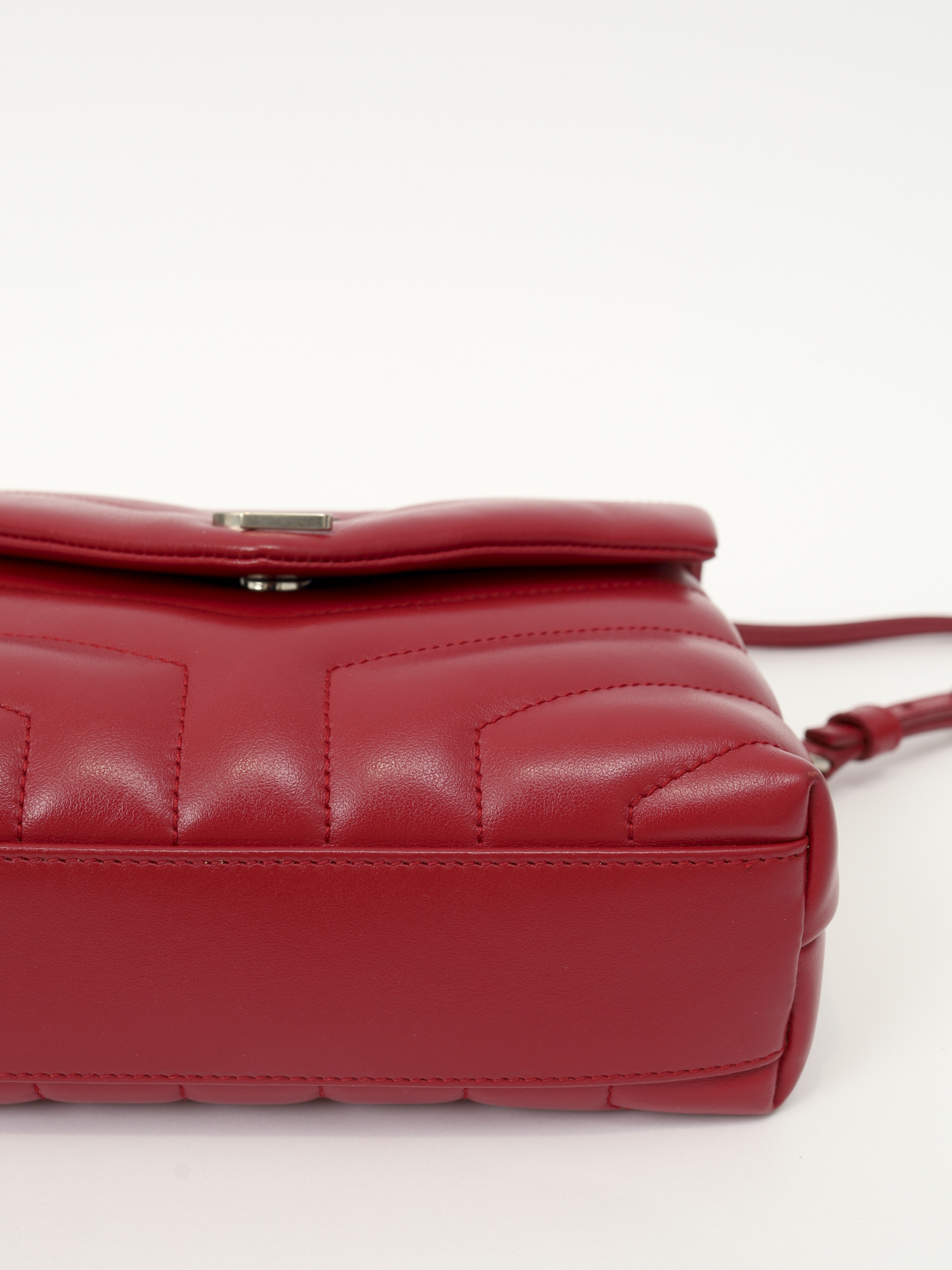 Saint Laurent Loulou 9
