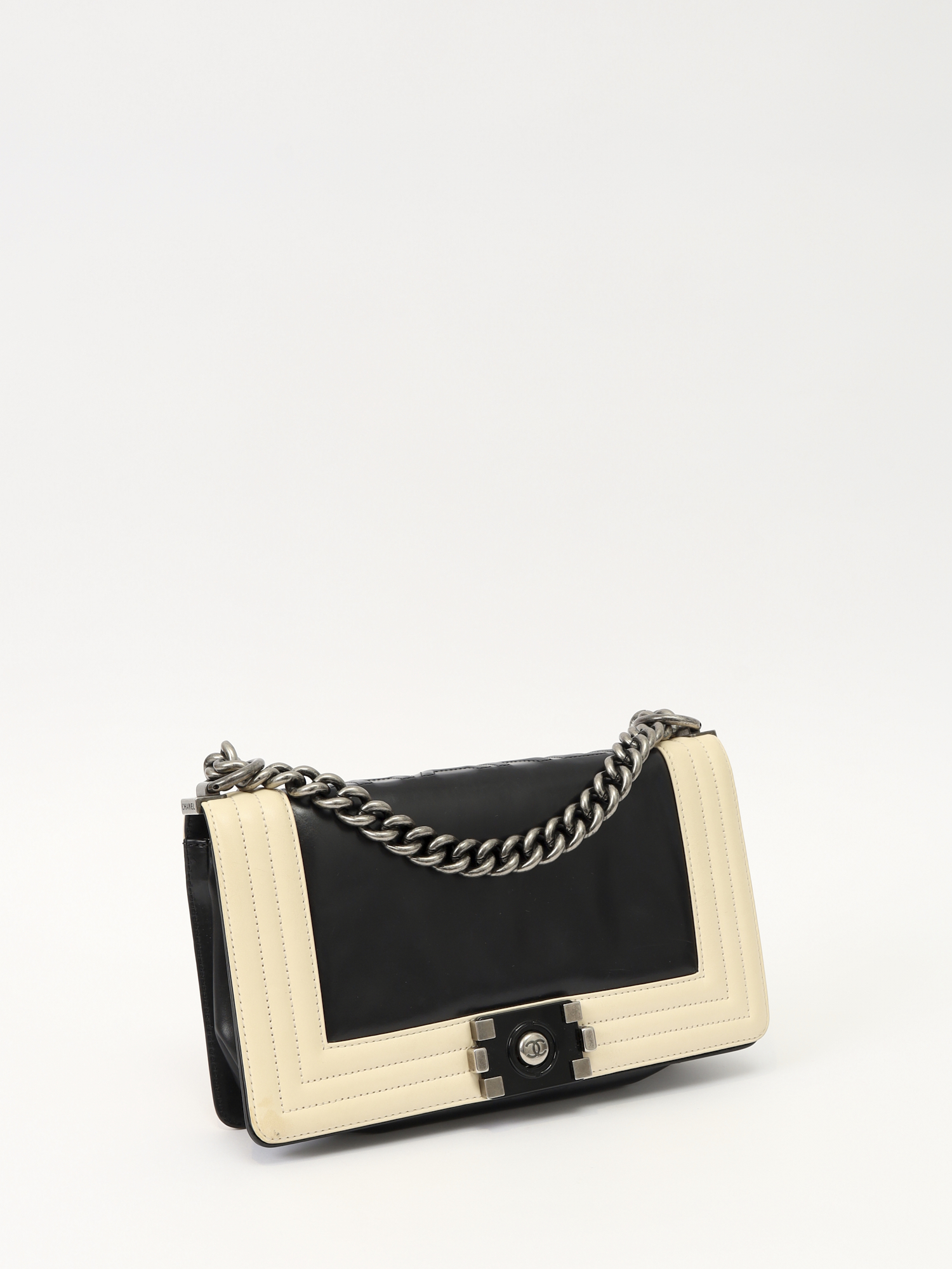 Chanel Boy  2