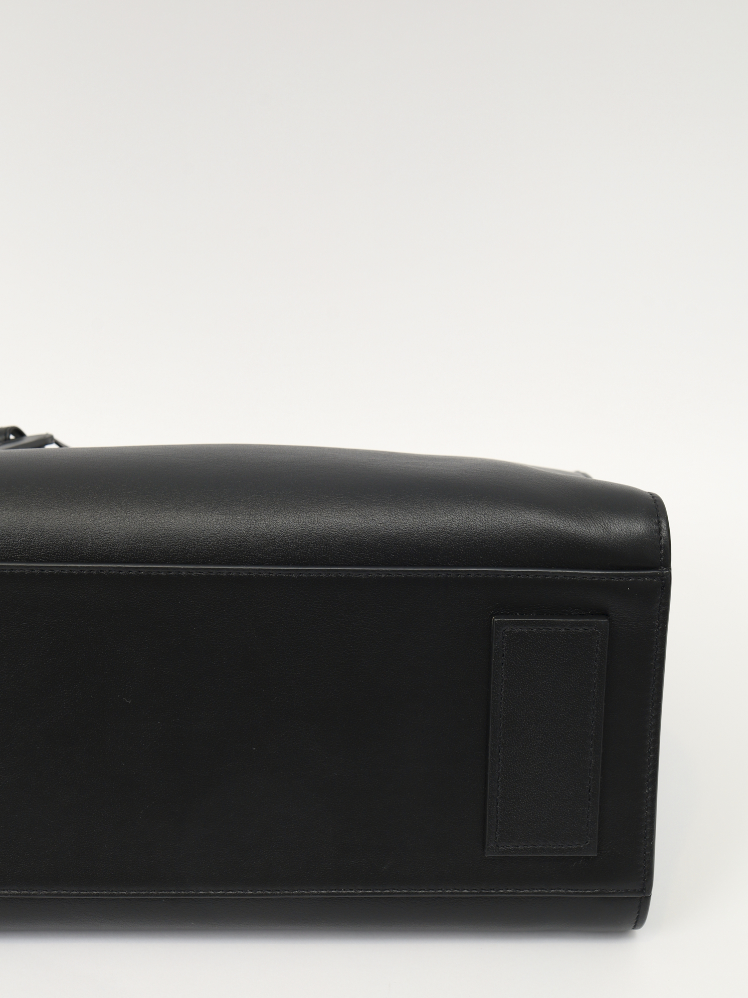 Saint Laurent Jane 8