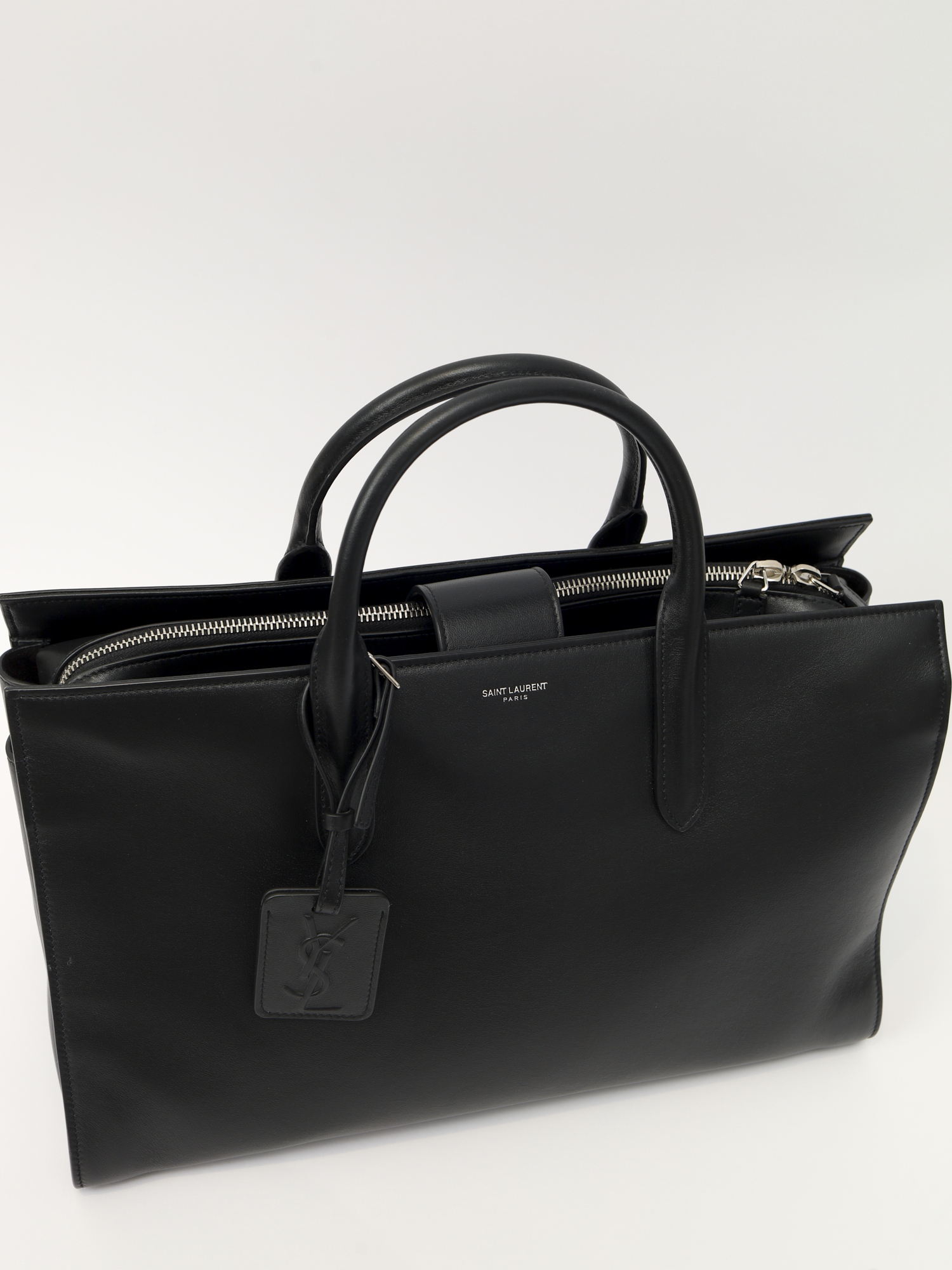 Saint Laurent Jane 4