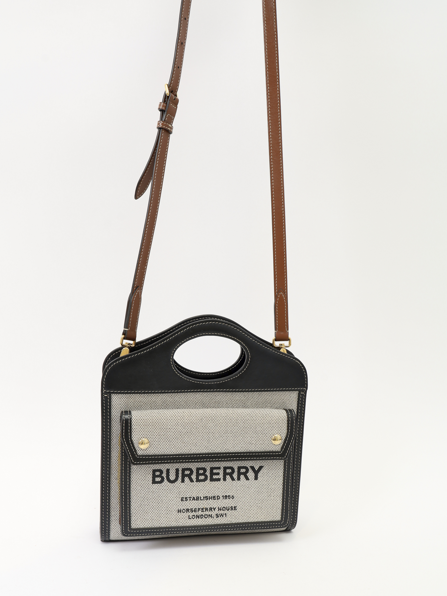 Burberry Pocket  4