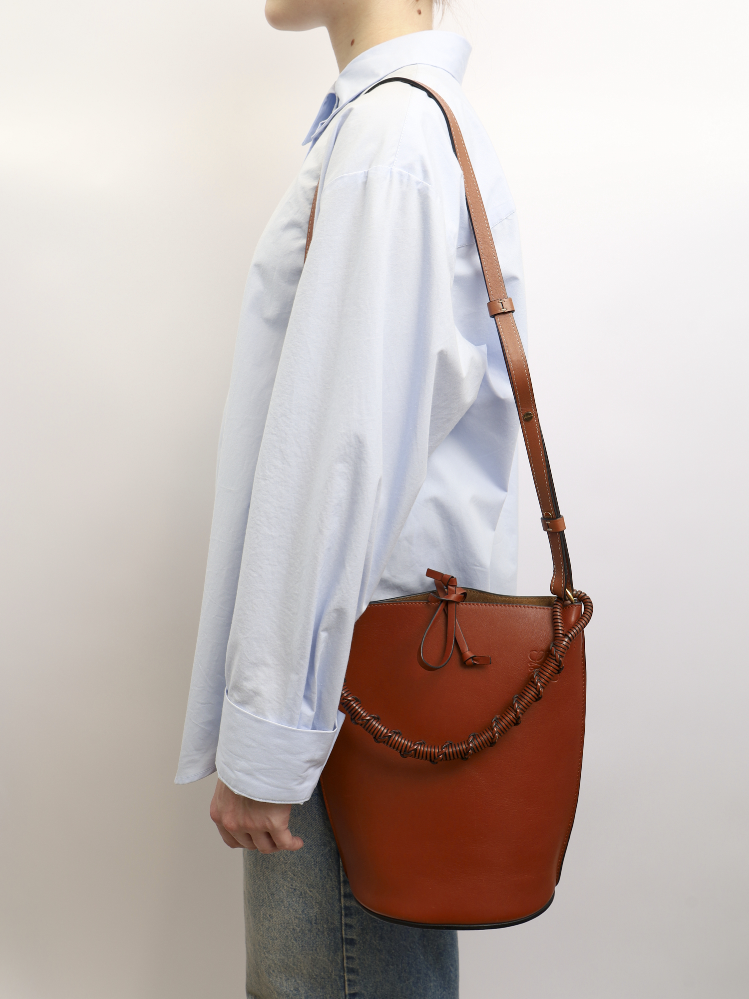 Loewe Gate  1