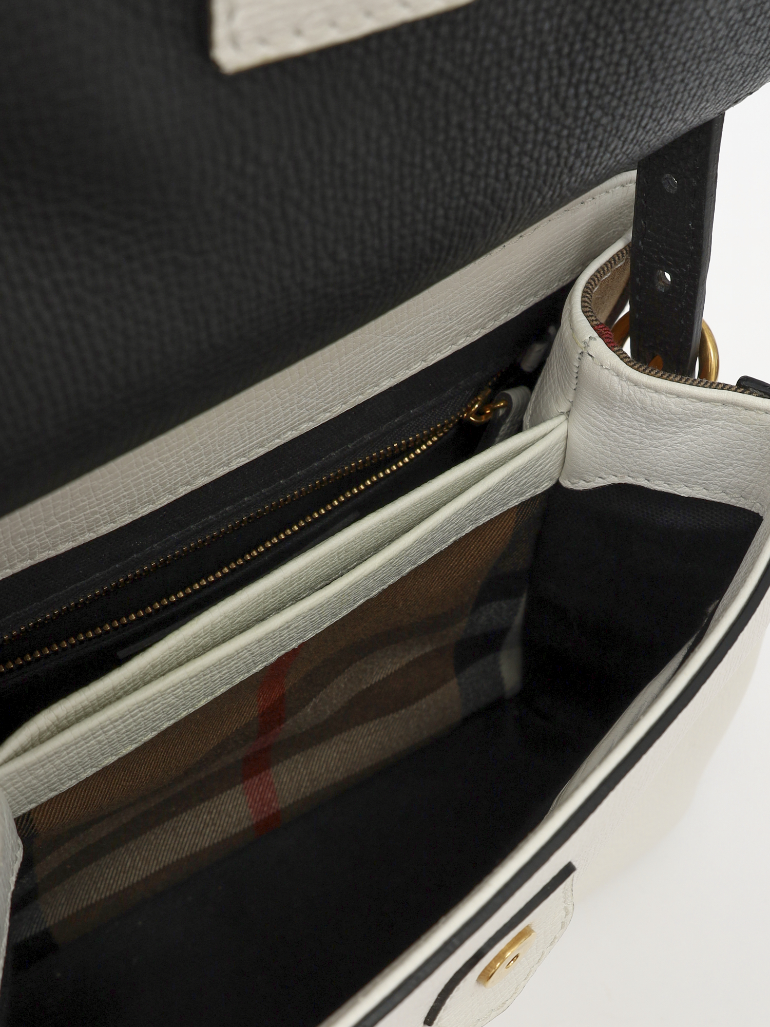 Burberry Camberley  10