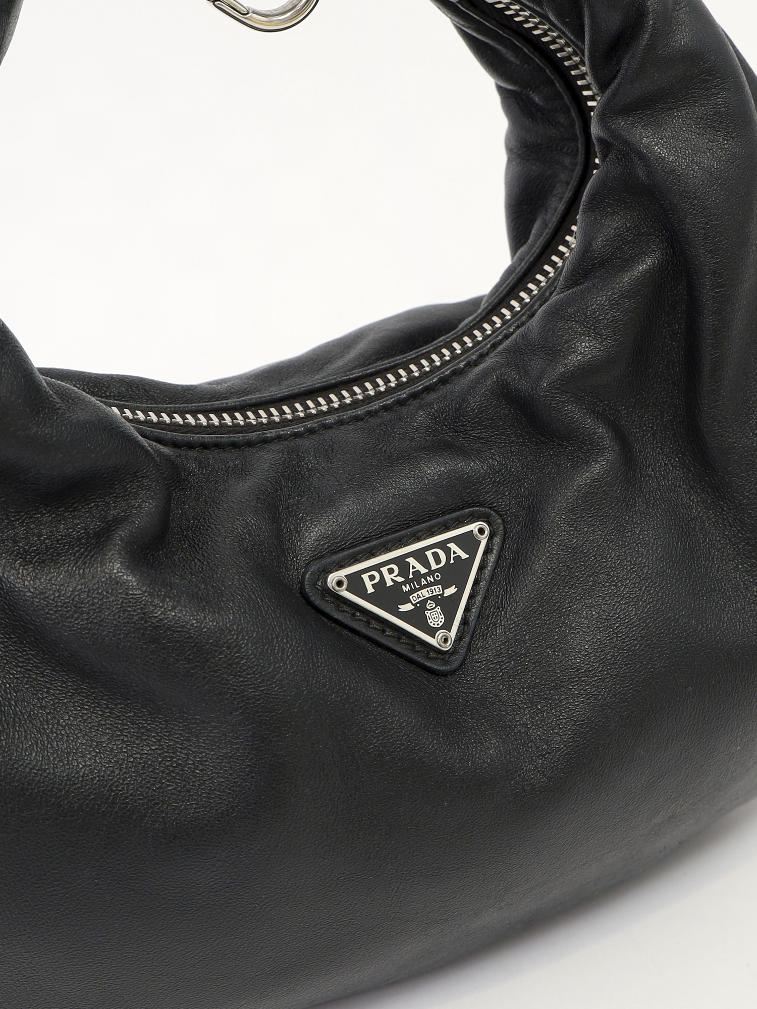 Prada Re-Edition 2006 5
