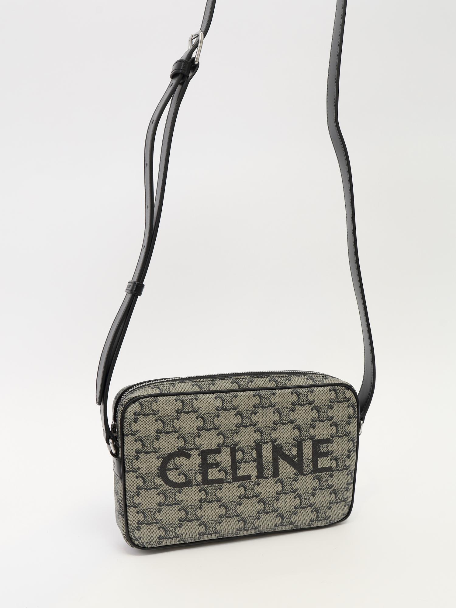Celine Triomphe Canvas 4