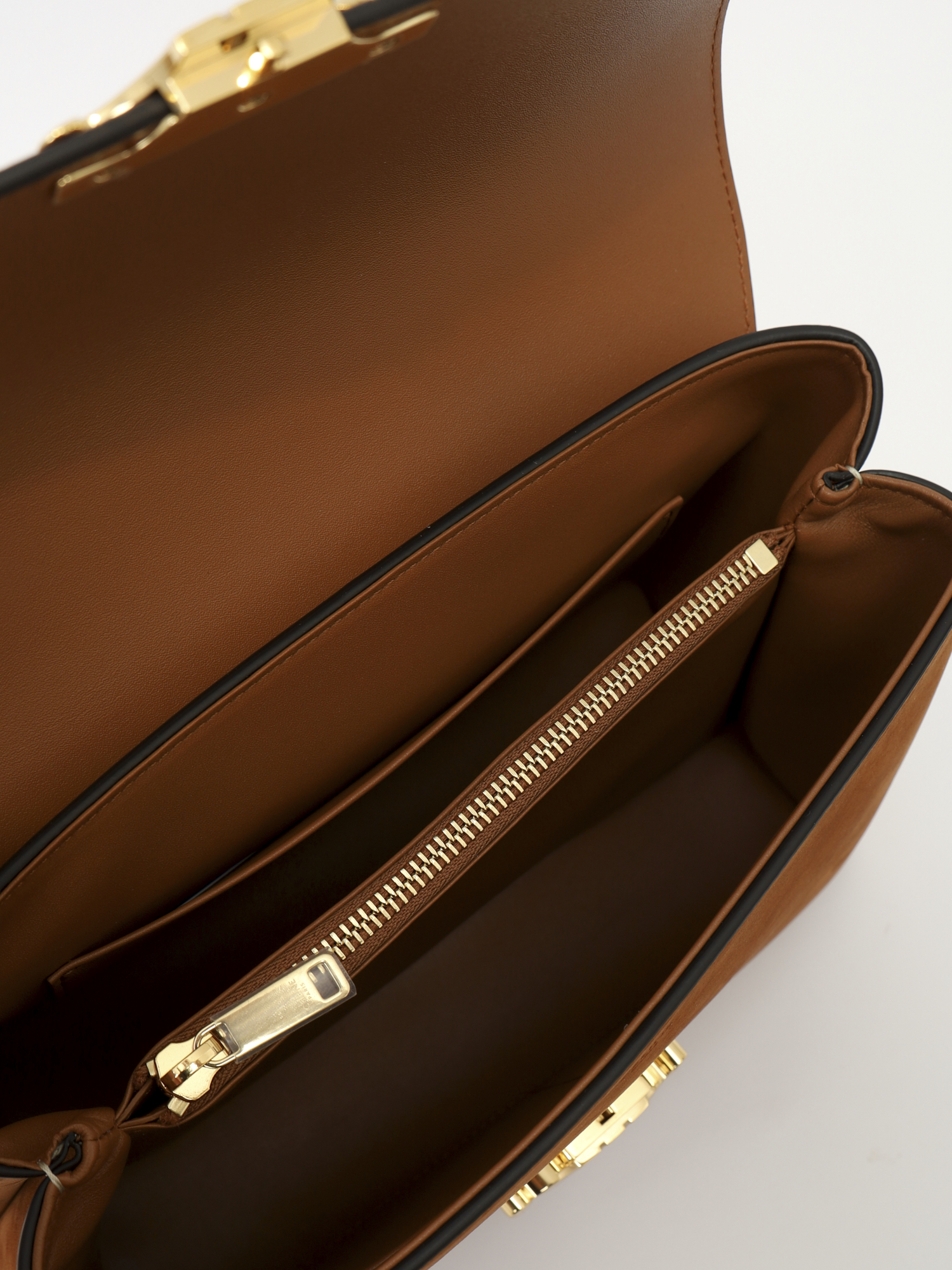 Celine Nino 10