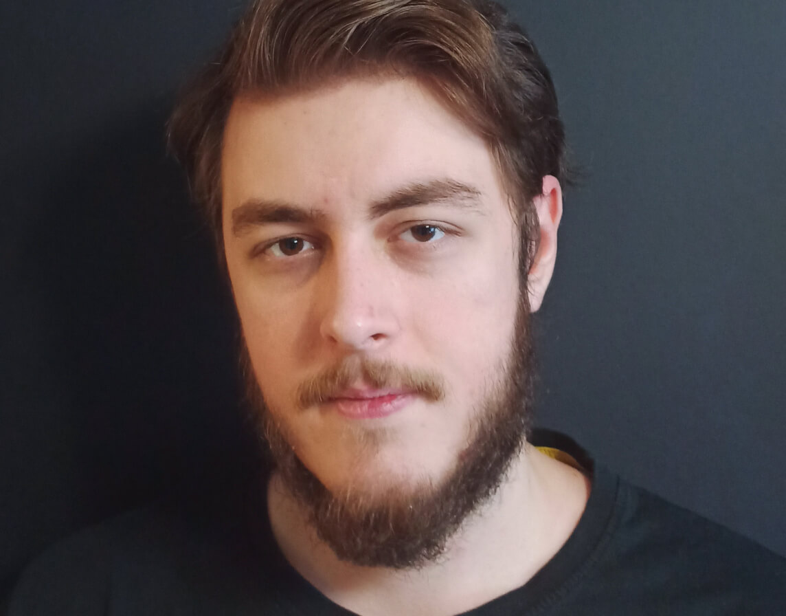 Александр Смирнов