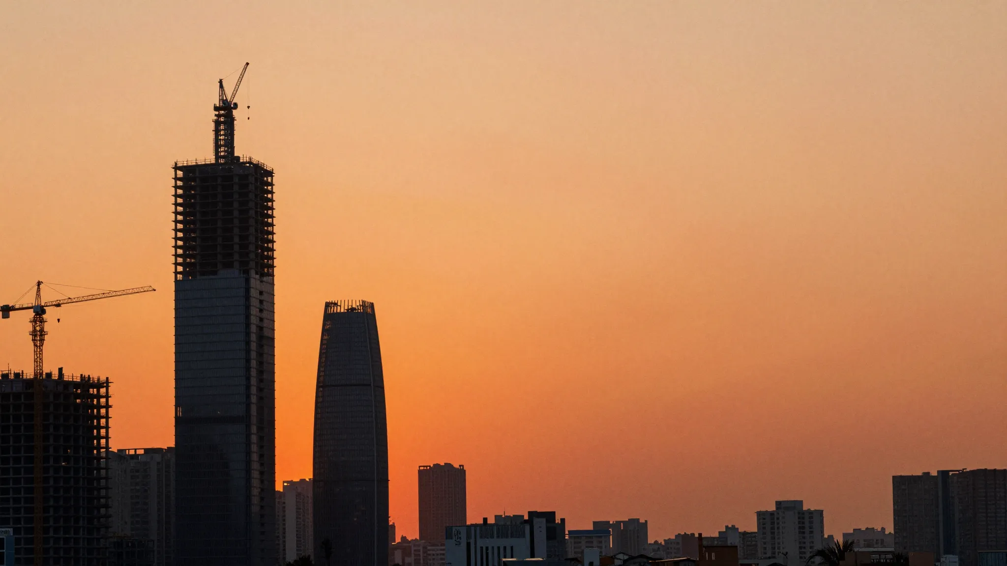 Watercolor style. Silhouette of a modern skyscraper under co...