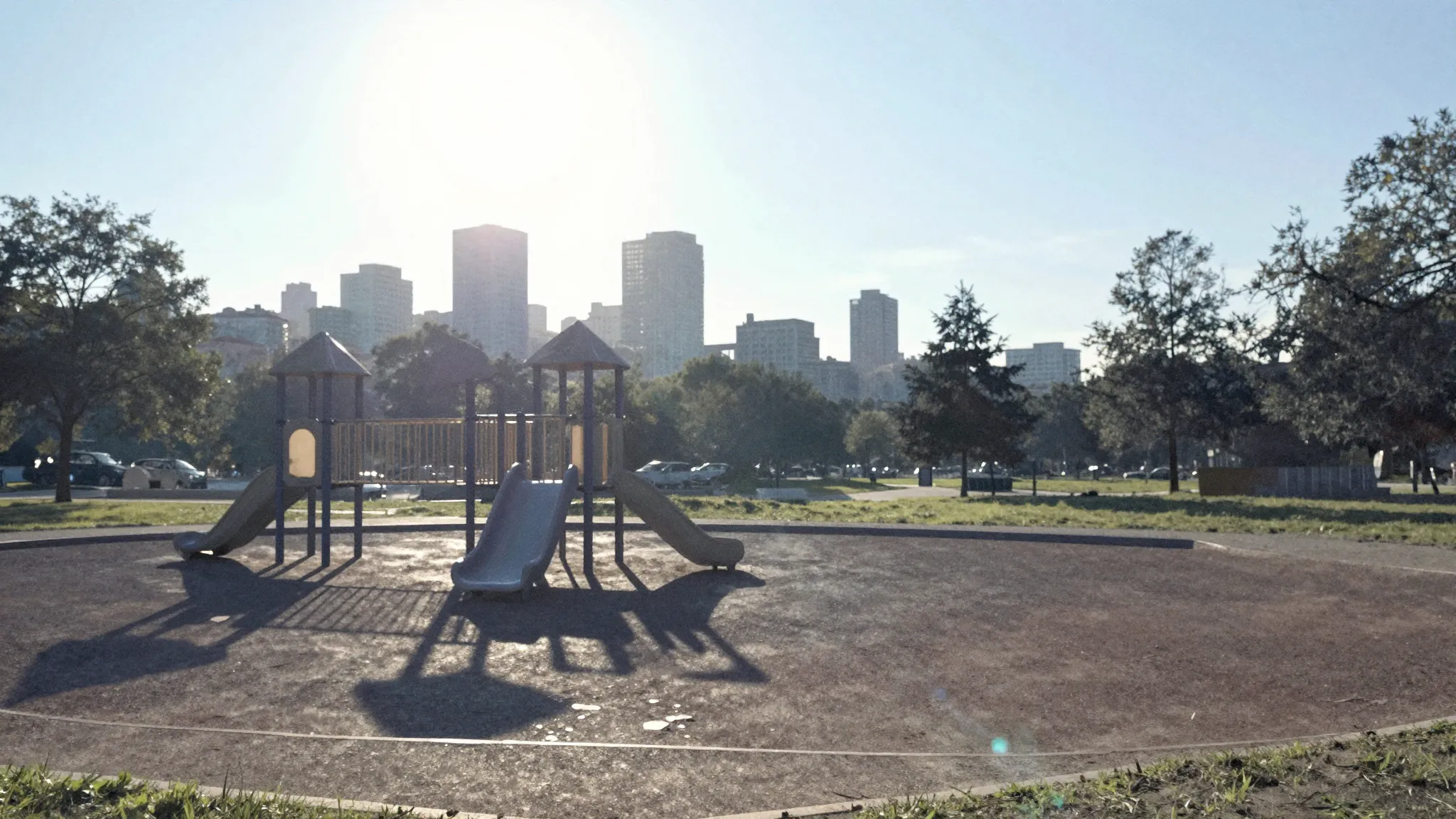 Watercolor style. Silhouette of a peaceful city park with a ...