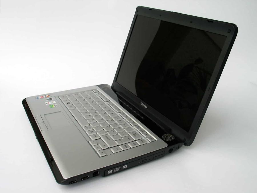 Ноутбук TOSHIBA SATELLITE A200-1AE #1