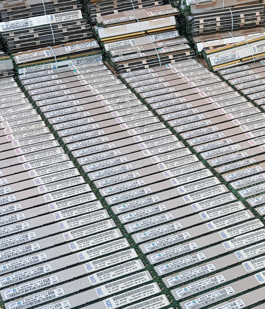 DDR3 RDIMM ECC REG IBM 16Gb PC3L-10600R #2