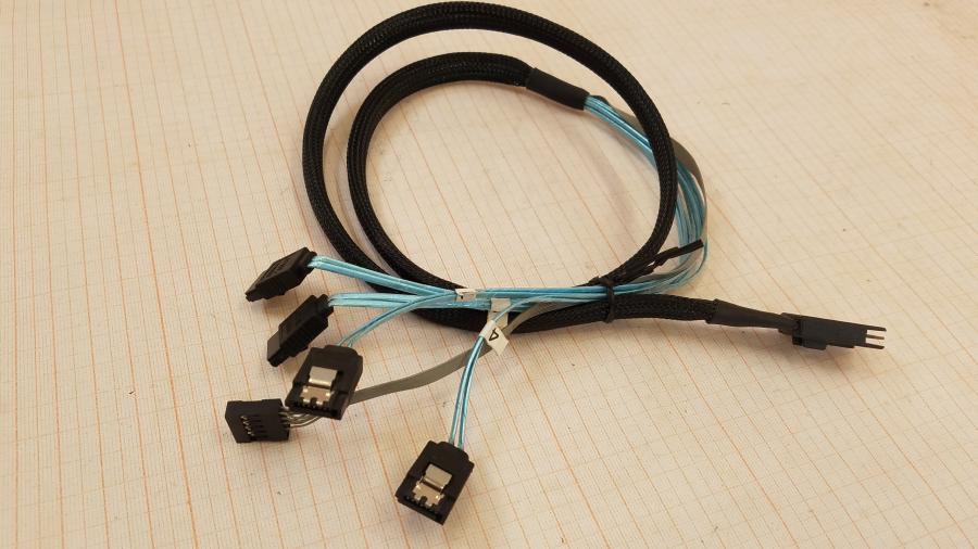 195-116-001 Кабель SFF  SFF8087-4×SATA+SideBand (SFF8448) #1
