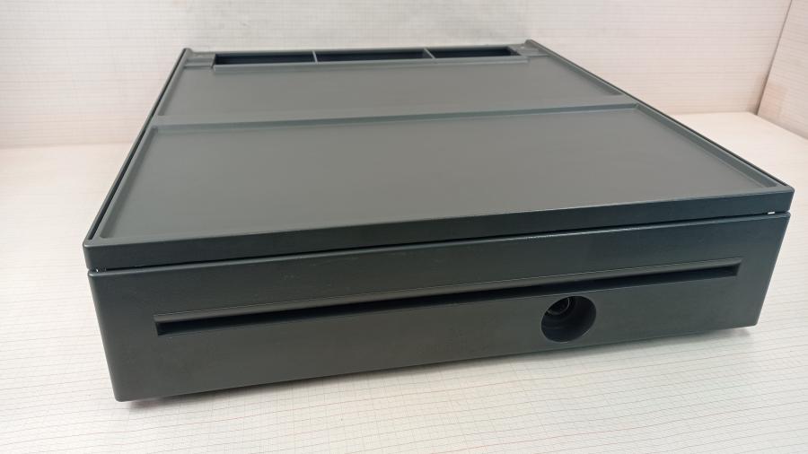 111-212-001 Денежный ящик IBM 20P0270 #1