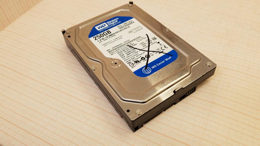 173-153-002 HDD 3.5" SATA Western Digital WD2500AAKX #1