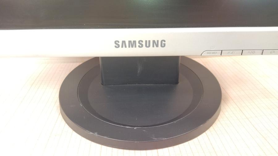 173-016-063 Монитор ЖК SAMSUNG SyncMaster 720N #2