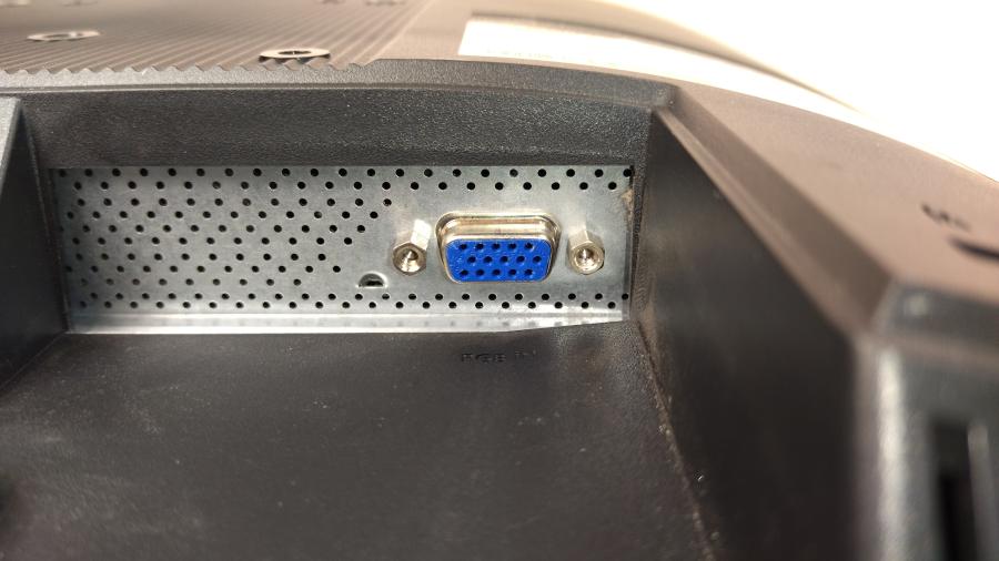 173-016-074 Монитор ЖК SAMSUNG SyncMaster 720N #6