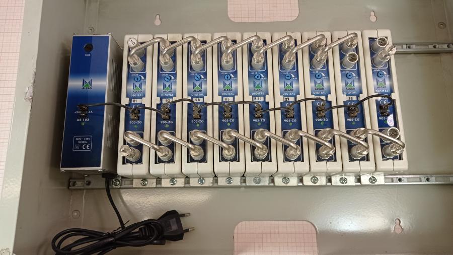 147-070-001 Усилитель TV сигнала ALCAD ZG-905 #2