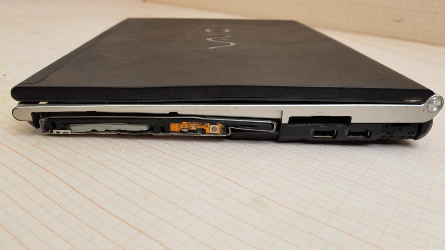 152-028-001 Ноутбук SONY VAIO VGN-SZ4MRN #8