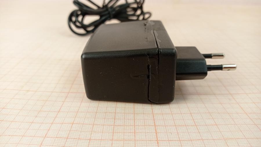 165-579-001 БП для роутера UMEC UP0181B-05PE #4