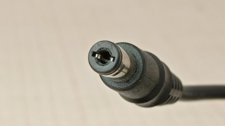 165-579-001 БП для роутера UMEC UP0181B-05PE #10