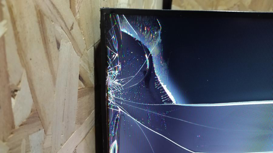 204-001-002 Монитор уличный всепогодный SHARP PN-V601 #3