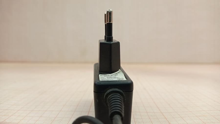 165-601-001 СЗУ для мобильных устройств AMT K750i #6