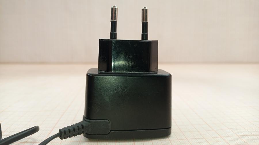 165-603-001 СЗУ для мобильных устройств NOKIA AC-3E #3