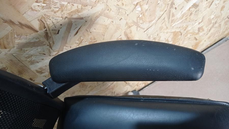 204-012-001 Кресло Chairman ERGO 281 Эко-кожа #10