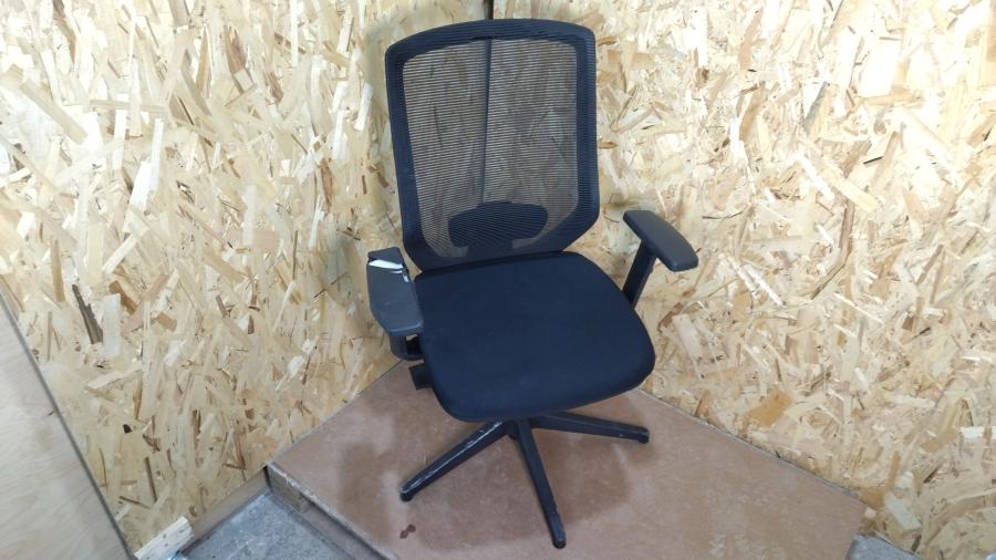 204-013-006 Кресло RIVA Chair 851E #1