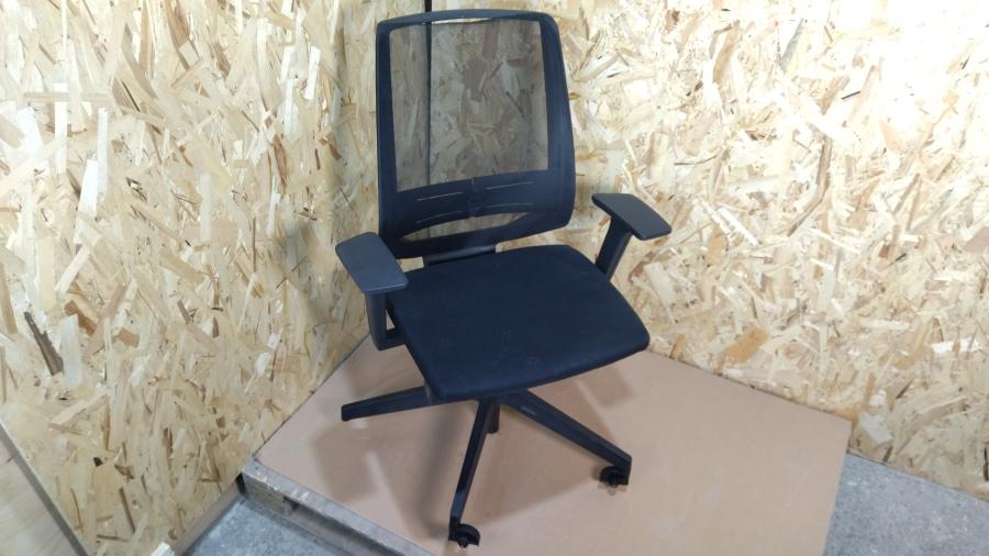 204-009-005 Кресло Profim Light Up 250S P61PU #1