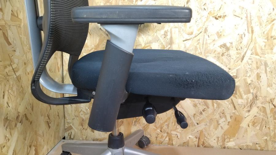 204-020-001 Кресло Haworth Comforto 8863 #5