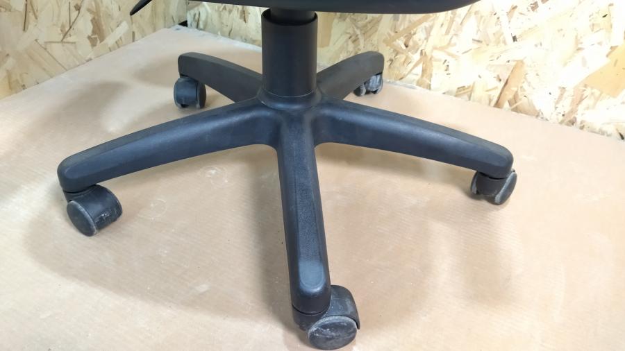 204-025-001 Кресло Chairman CH 682 #7