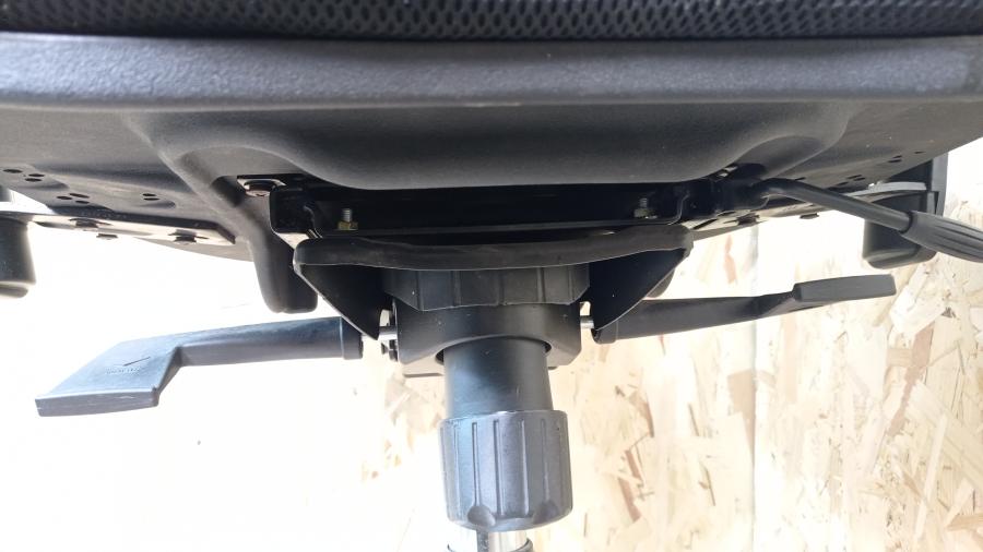 204-021-003 Кресло Бюрократ CH-999ASX #14